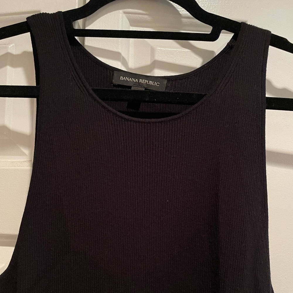 Banana Republic Black Tank - Size L